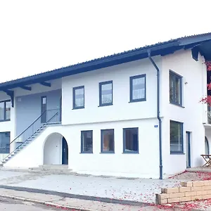  Apartment Bay Gruenten